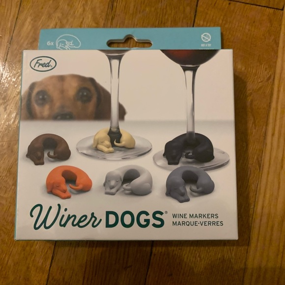 Fred Winer Dog Markers (Set of 6) - Picture 3 of 4